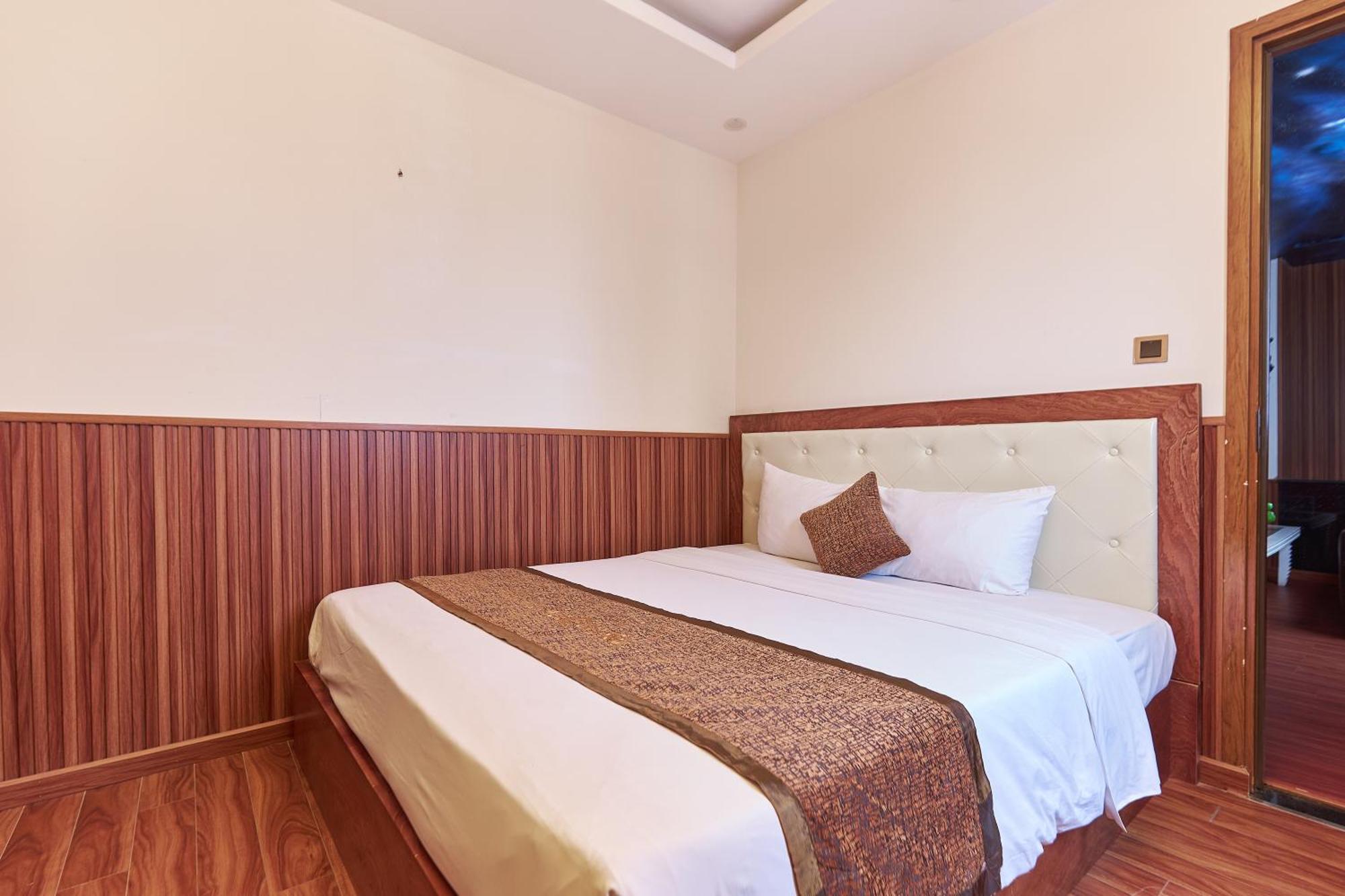 Mercury Hotel 3*